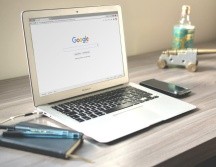 Los usuarios podrán hacer videollamadas con la IA. Pexels