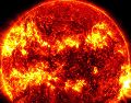 Es la mayor llamarada registrada en este ciclo solar de 11 años, que se acerca a su punto máximo, según la NOAA. X/@NASASun
