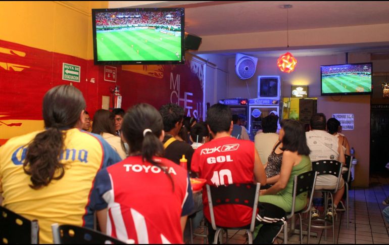 Diversas personas se unirán a ver el 