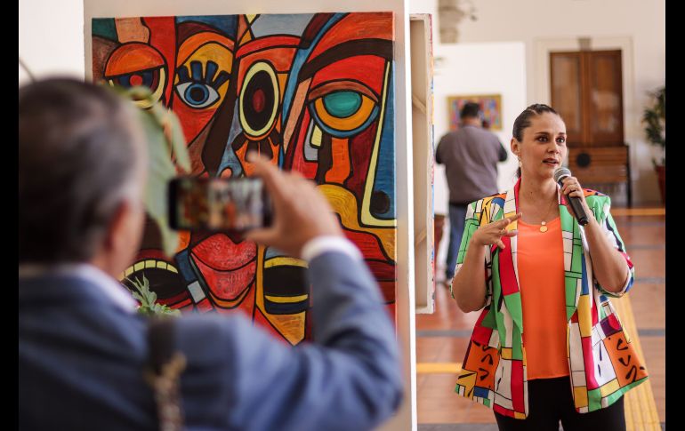 El Congreso de Jalisco inauguró la exposición “Manifiesto Pictórico y Letras Permanentes”. EL INFORMADOR/H.FIGUEROA