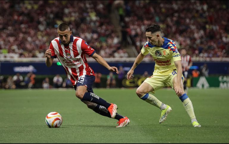 Las Chivas fallaron sus oportunidades y permitieron que las Águilas salieran vivas del Jalisco. EL INFORMADOR/ H. Figueroa.