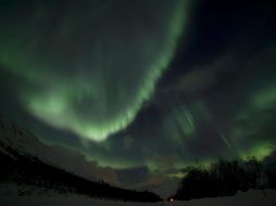 El espectáculo natural se debió a la interacción entre el material cargado eléctricamente proveniente del Sol y el campo magnético de la Tierra. EFE/ARCHIVO