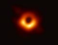 Uno de los agujeros negros tiene 50 millones de veces más masa que nuestro Sol.  EFE/ ARCHIVO.