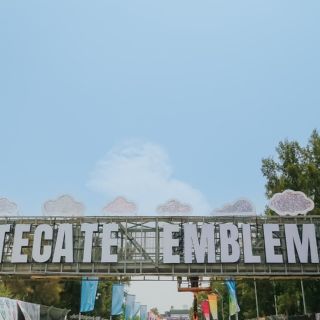 Tecate Emblema 2024: Joven busca acompañante y se vuelve viral (VIDEO)