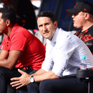 Beñat San José se reúne con el DT del Leverkusen