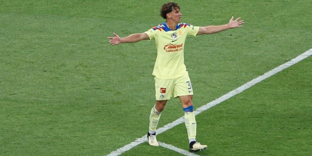 Polemica Generada Por Lichnovsky Tras Asistir A Torneo De Golf Del Canelo Álvarez