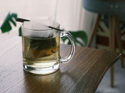 Es rica en vitaminas A, B, C y E, así como en minerales como calcio, hierro, magnesio y potasio, fibra, ácidos grasos esenciales y antioxidantes. Unsplash