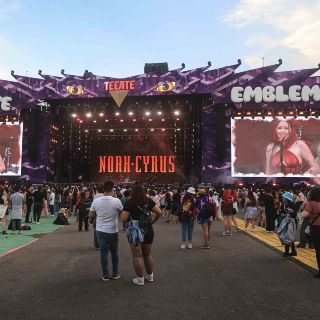 Baja afluencia marca el inicio de la tercera edición del Tecate Emblema