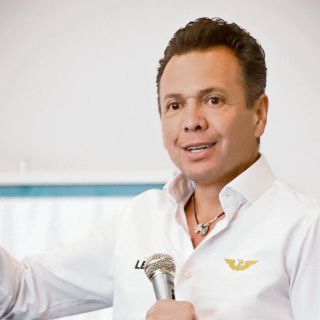 Pablo Lemus promete rehabilitar el 100% de las carreteras estatales