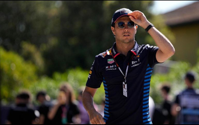 Con este resultado, Pérez cayó al tercer lugar en la clasificación del campeonato mundial de pilotos. EFE/EPA/D. DI GIOVANNI