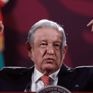López Obrador dice que se va tranquilo porque habrá "continuidad con cambio"