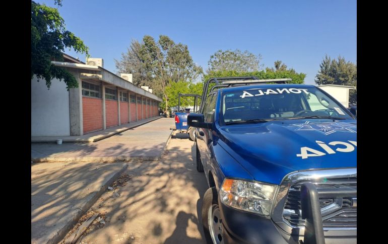 En el lugar se logró asegurar a un masculino de 55 años de edad, quien se identifica verbalmente como servidor público de la Policía Vial del Estado. CORTESÍA