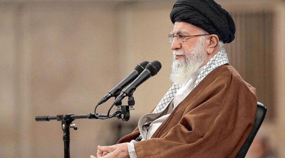El ayatolá Alí Jamenei eligió con rapidez al presidente interino de Irán ante los sucesos ocurridos el domingo. AFP