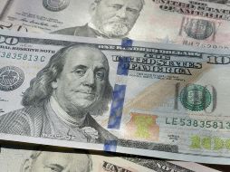 El peso mexicano cotiza en los mercados internacionales alrededor de los 16.55 pesos por dólar. ESPECIAL/ Foto de Colin Watts en Unsplash