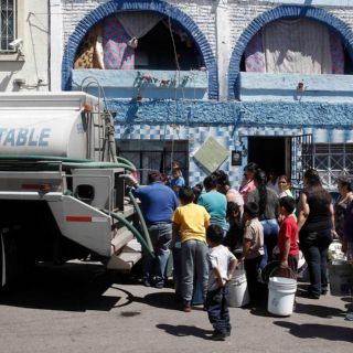 Pipas, carísimas por sequía