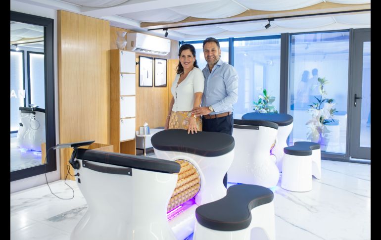 Claudia López y Andrés Contreras en The Wood Method. GENTE BIEN JALISCO/ Servando Gómez