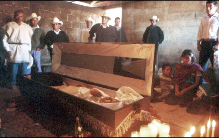 En San Juan Chamula, la Coca Cola está integrada como un elemento clave de varios rituales religiosos. NOTIMEX / ARCHIVO