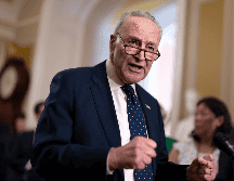 Chuck Schumer, líder de los demócratas, resalta la resistencia republicana a la medida migratoria. AP/J. S. Applewhite