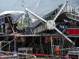 Fotografía que muestra este jueves parte del escenario donde se desplomo un templete durante un acto del candidato de Movimiento Ciudadano, Jorge Álvarez Máynez, en la ciudad de Monterrey en Nuevo León EFE/M. Sierra.