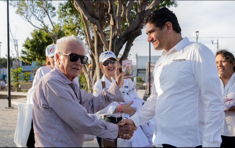 En el tema de seguridad, Santos Rizo llamó a recuperar casetas de policía. X/OscarSantosR