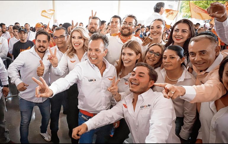 El candidato recibió el respaldo de militantes de Movimiento Ciudadano. ESPECIAL