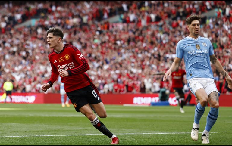 El Manchester United es campeón de la FA Cup tras vencer a su rival de ciudad, el Manchester City. EFE / OLGA AKMEN