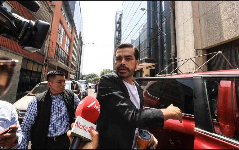 Arropado por la fuerza 