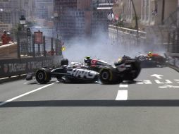 Su RB20 quedó destrozado por completo. ESPECIAL / X /F1