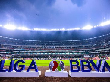 En esta misma semana, la Liga MX Femenil también tuvo que retrasar una hora el enfrentamiento entre América y Rayadas debido a una fuerte lluvia en el Coloso de Santa Úrsula. IMAGO7.
