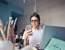 El 60% de la población mundial tiene un problema de adicción con su teléfono celular, fíjate bien si eres uno de ellos. UNSPLASH/bruce mars