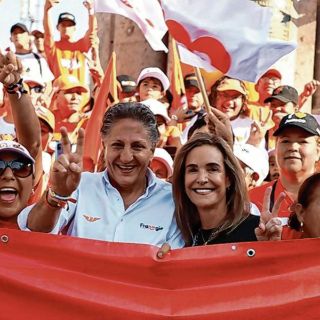 Frangie pide voto naranja en cierre de campaña en el Distrito 10