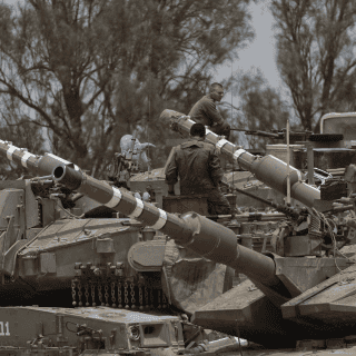 Ejército israelí controla "tácticamente" la frontera de Gaza con Egipto