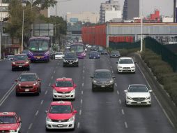 Toma en cuenta que el horario del programa Hoy No Circula para este jueves 30 de mayo, será de las 5:00 de la mañana hasta las 22:00 horas. SUN/ ARCHIVO.