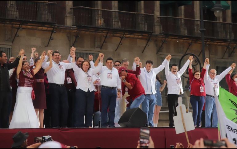 Carlos Lomelí Bolaños estuvo presente en el evento de cierre de campaña de Claudia Sheinbaum Pardo. CORTESÍA.