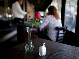 Desde hace tiempo se conocen los efectos negativos del alto consumo de sal. AP / ARCHIVO