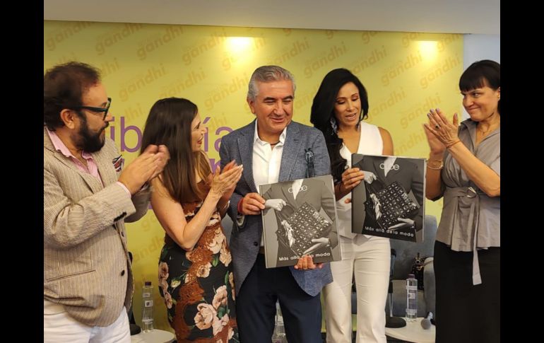 Fernando Toledo, Lucy Lara, Carlos RuizVelasco, Mónica Noguera y Nelly Plascencia / FOTO: CORTESÍA CLOE