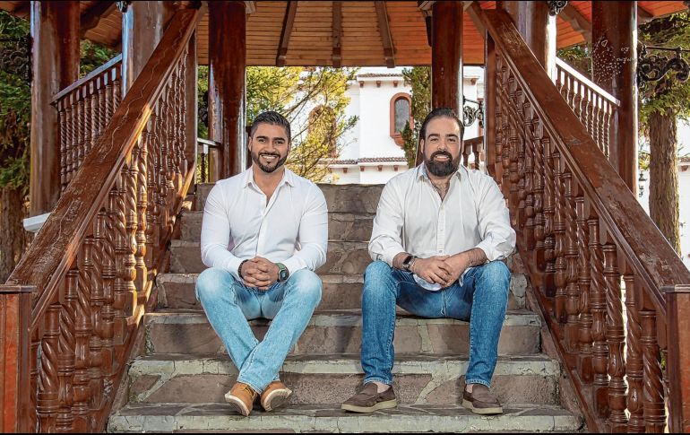 El aspirante a la reelección en Mazamitla, Jorge Magaña (a la izquierda), ya no competirá por un segundo mandato. ESPECIAL