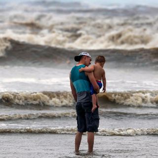 Alerta de lluvia por onda tropical en México; ¿Qué estados están en riesgo?