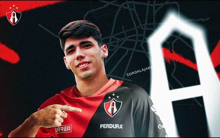 Leo Flores llega para competir por un puesto titular con Eduardo Aguirre. ESPECIAL / Atlas FC