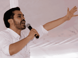 Máynez dijo que enfrentará las acusaciones, pues no tiene responsabilidad en el hecho y pidió que se investigue a fondo. EFE / H. Ríos