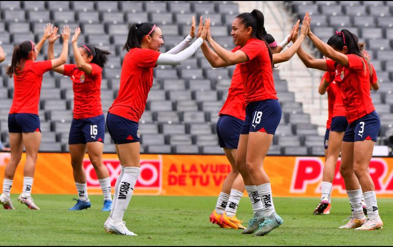 Con la intención de fortalecer el plantel previo a que dé inicio la próxima temporada, las Chivas Femenil oficializaron un secreto a voces este sábado. IMAGO7