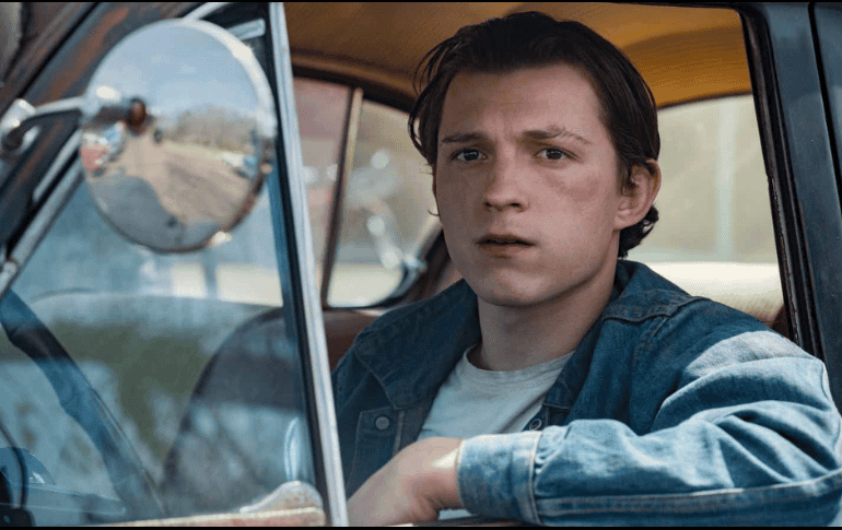 Tom Holland actualmente interpreta a Romeo en la obra 