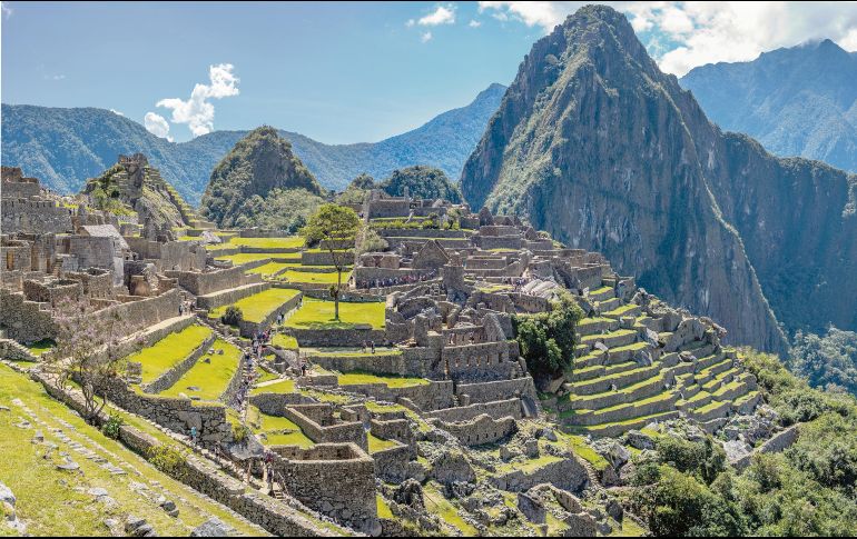 Machu Picchu. Esta antigua ciudad fue construida en el estilo Inca clásico, con paredes de piedra seca pulida. ESPECIAL