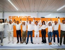El gobernador felicitó al equipo de MC. EL INFORMADOR/A. Navarro