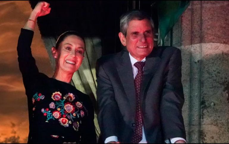 México está viviendo sus momentos más históricos pues además de tener a la primera presidencia de la república, también obtendrá a su primer caballero. X/@Claudiashein