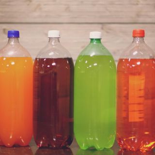 Beber refresco puede impactar de esta manera tu salud