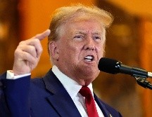 Esa orden afecta a Trump y a otros ocho acusados en este caso y complica la posibilidad de que el proceso tenga lugar antes de las presidenciales del próximo de noviembre. AP / J. Nikhinson