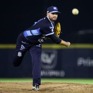 Bravos de León remonta e iguala serie ante Charros