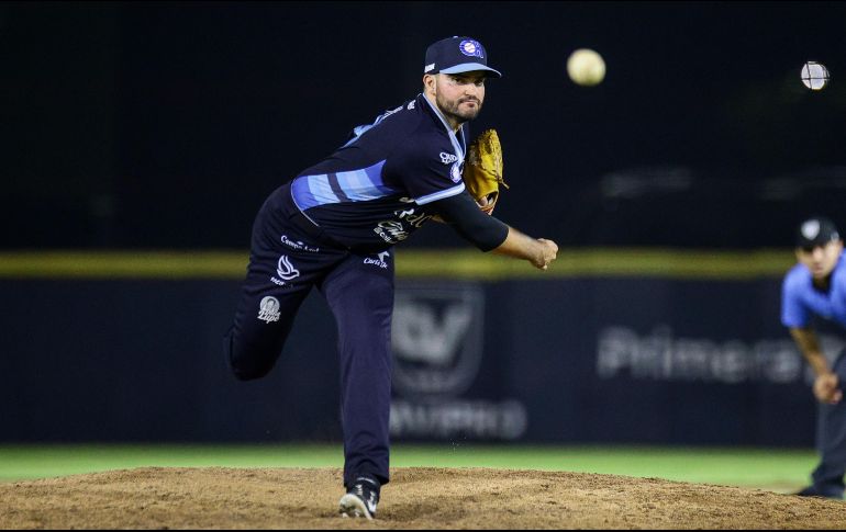 La derrota fue a los números de Bryan García, que permitió tres carreras definitivas. CORTESÍA/Charros de Jalisco
