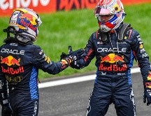 Max Verstappen y Checo Pérez intentarán que las aguas vuelvan a su cauce para la dominante escudería austriaca en el Gran Premio de Canadá 2024. AFP / ARCHIVO